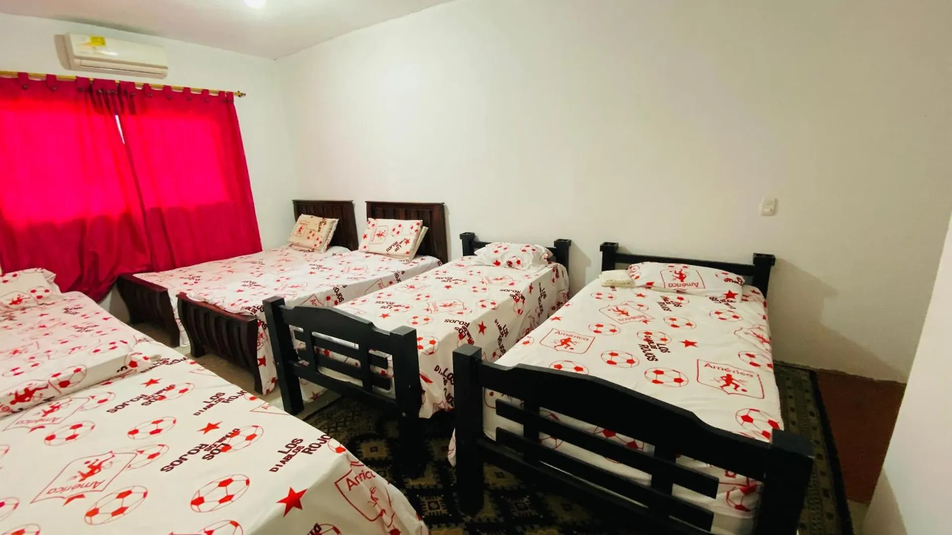 Villa Dilia Hostal Santa Marta  Colombia